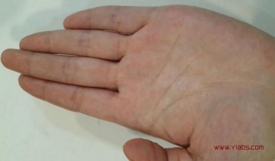 女人有川字掌的大忌是什么 女人有川字掌意味着什么
